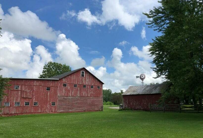 The Farmhouse Inn Bed And Breakfast