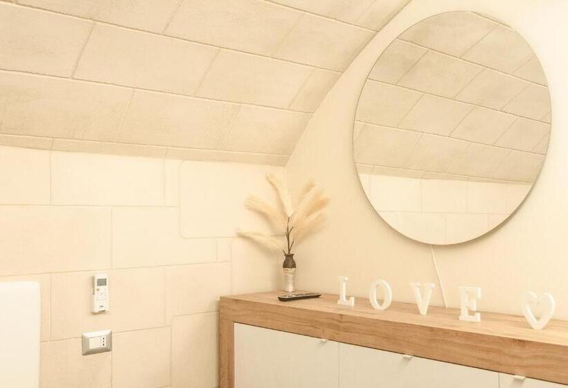 住宿加早餐  Little House