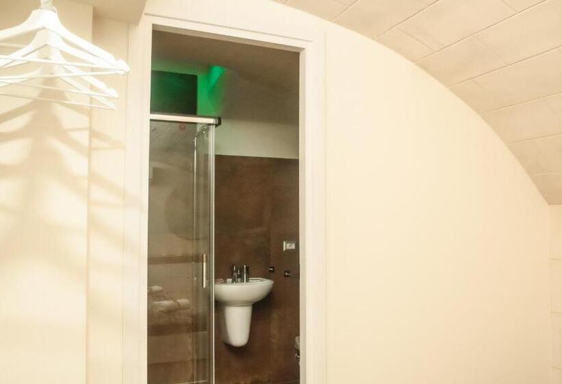 住宿加早餐  Little House