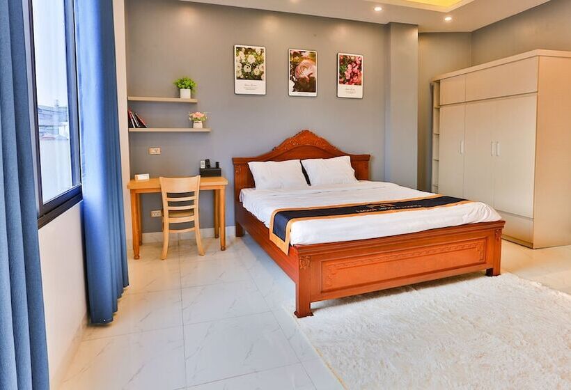 Hanz Light House Condo