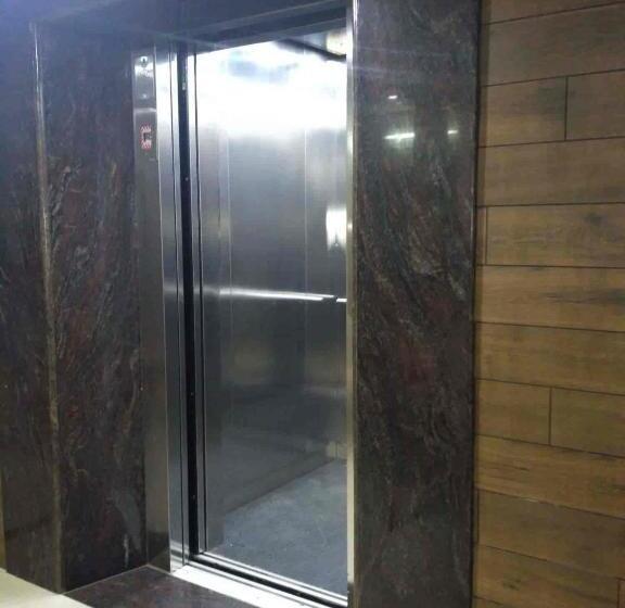 호텔 Ashish Tourist Home