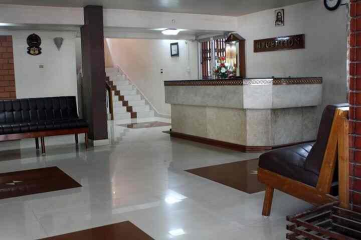 호텔 Ashish Tourist Home