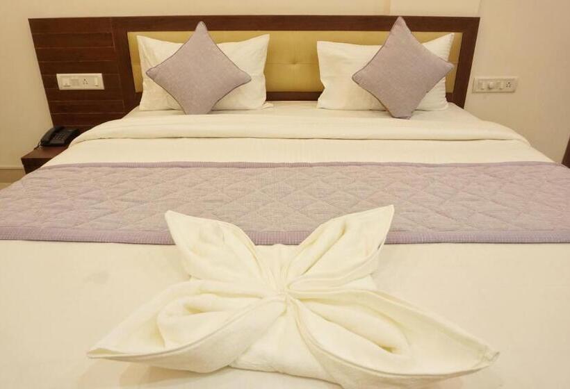 Отель Gateway Inn