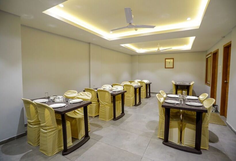 בית מלון כפרי Om