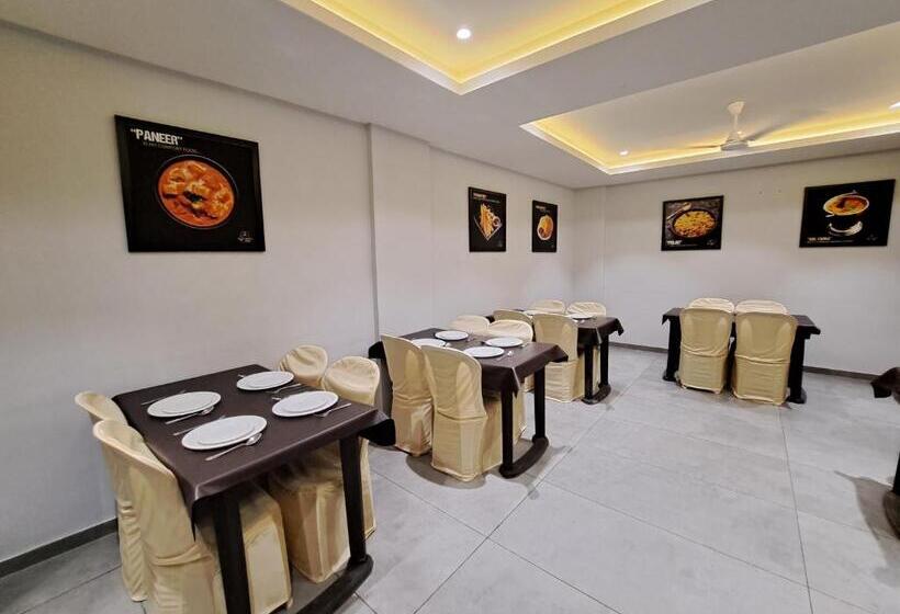 בית מלון כפרי Om