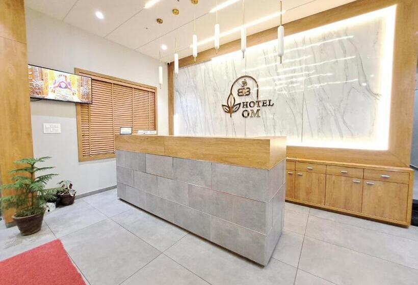 בית מלון כפרי Om