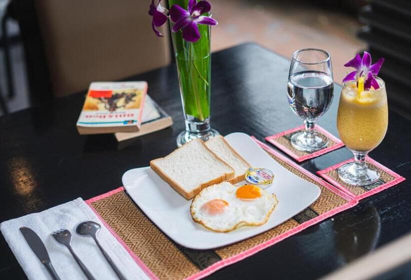 The Rabbit Hole Hotel & Spa