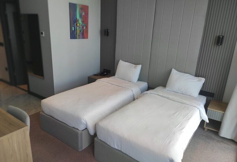 Sherlock Homes Hotels