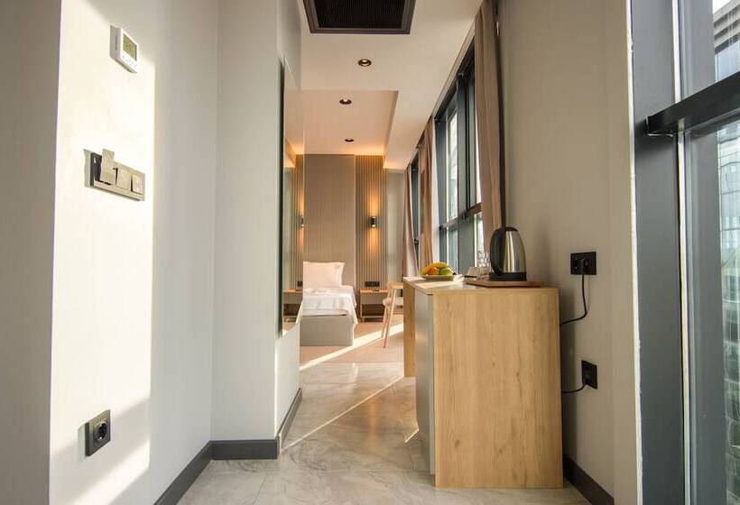 Sherlock Homes Hotels