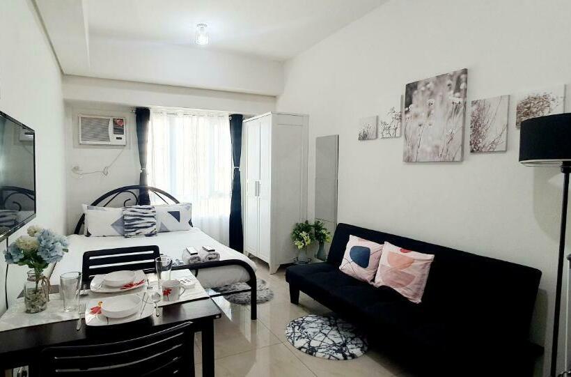 The Beacon Makati Lukeskye Suite