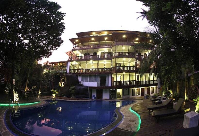 호스텔 Sizzle Sports Club