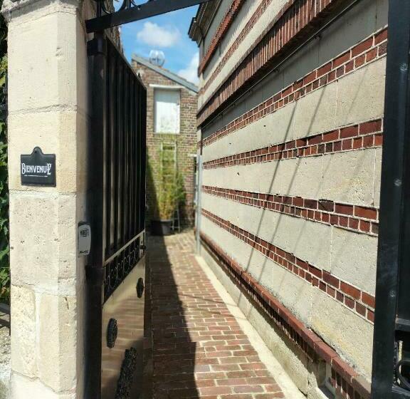 Bed and Breakfast Studio Au Fond De La Cour