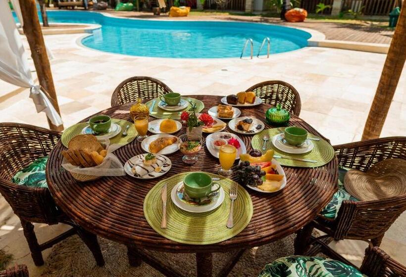 酒店 Camozen Resort & Spa