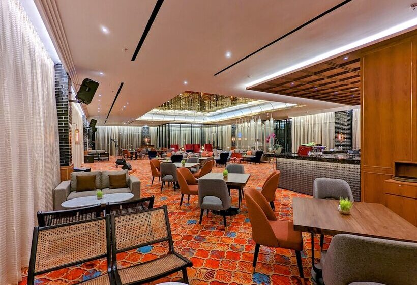 בית מלון כפרי Grand Zuri Lubuklinggau