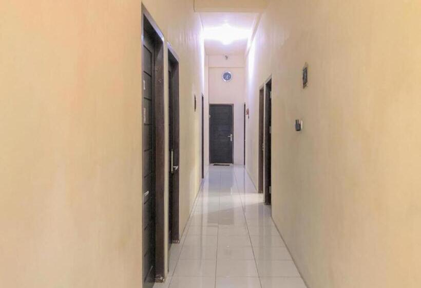 فندق Lido 88 Sorong Mitra Reddoorz