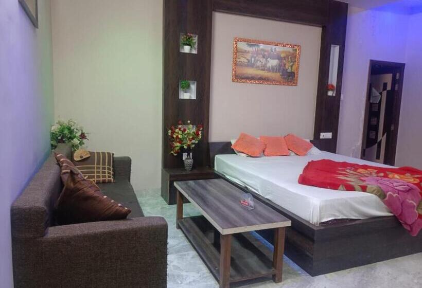 فندق Royal Churu