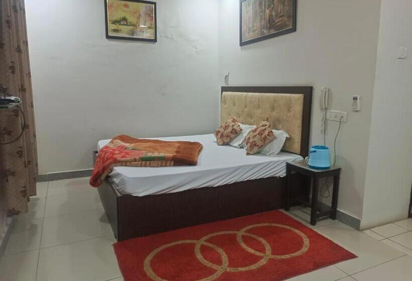 فندق Royal Churu