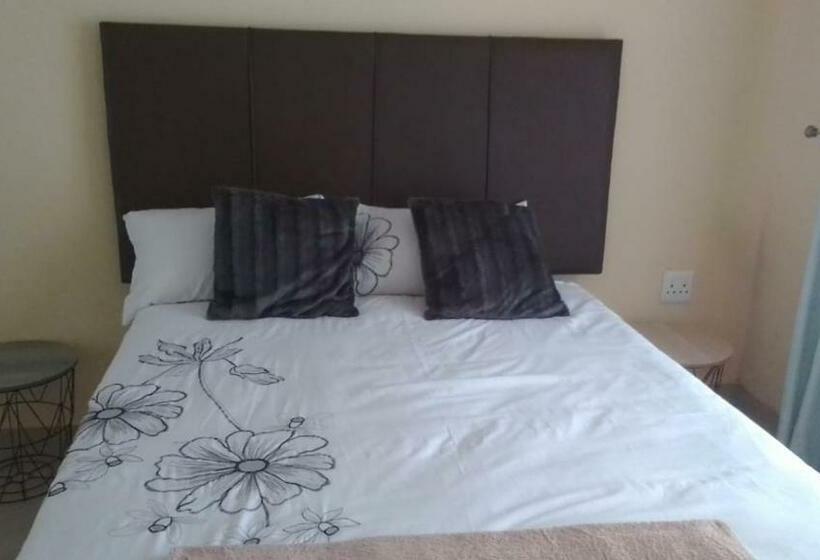 פנסיון The Glory House