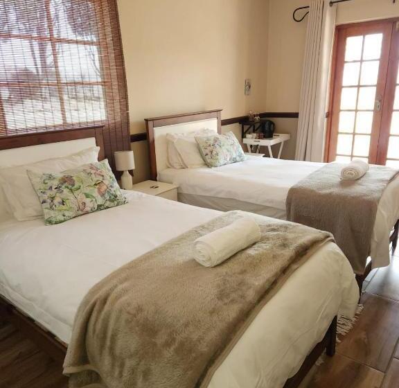 ペンション Weaver S Nest Country Inn