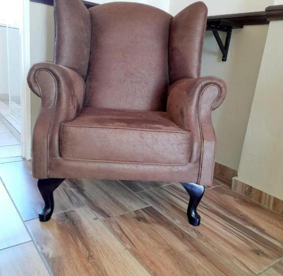 פנסיון Weaver S Nest Country Inn