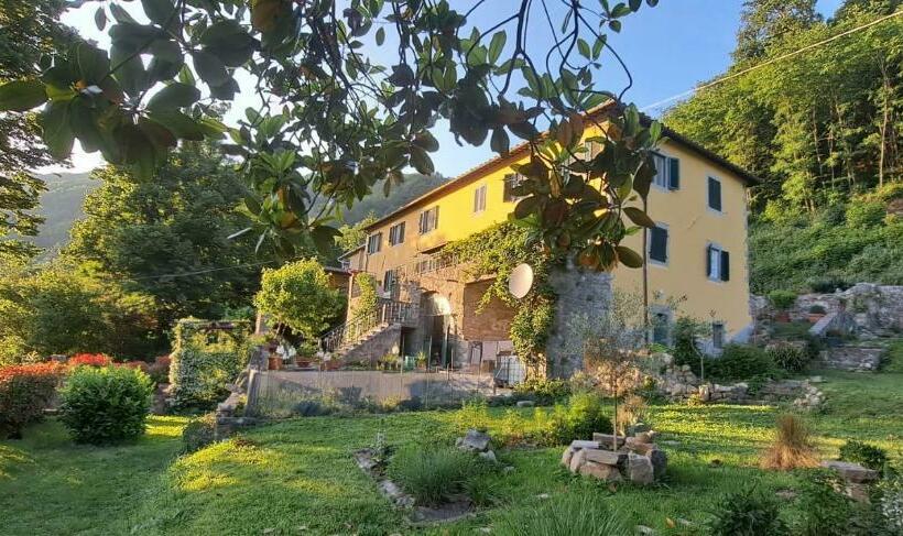 مبيت وإفطار Canapali