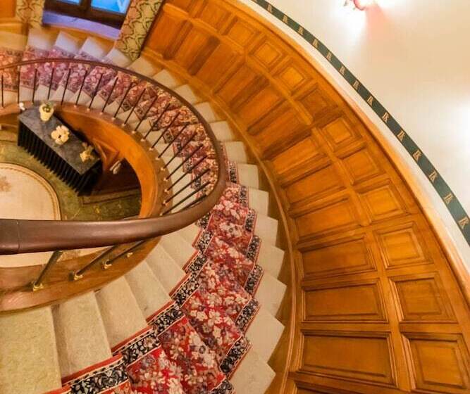 مبيت وإفطار Chateau Du Hallay