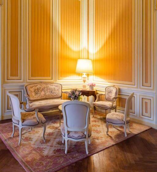 צימר Chateau Du Hallay