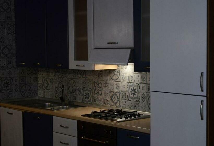 ベッドアンドブレックファースト Joli Jardin