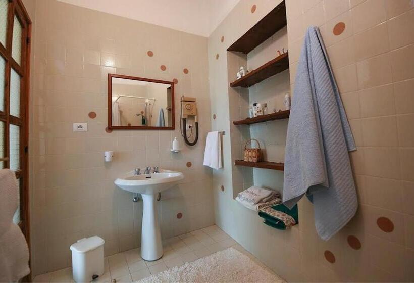 مبيت وإفطار Radici Dimora Natura Cultura