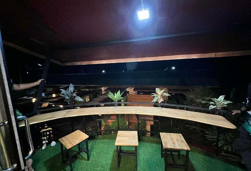 민박 Wigg Tukta Pool Villa Resort  วิก ตุ๊กตา พลูวิลลา รีสอร์ต