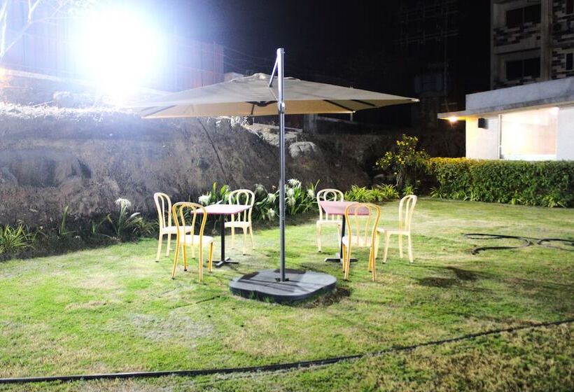 בית מלון כפרי Le Jardin Resort And Spa