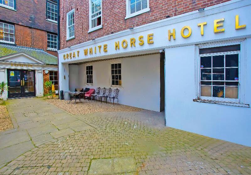 호텔 Great White Horse