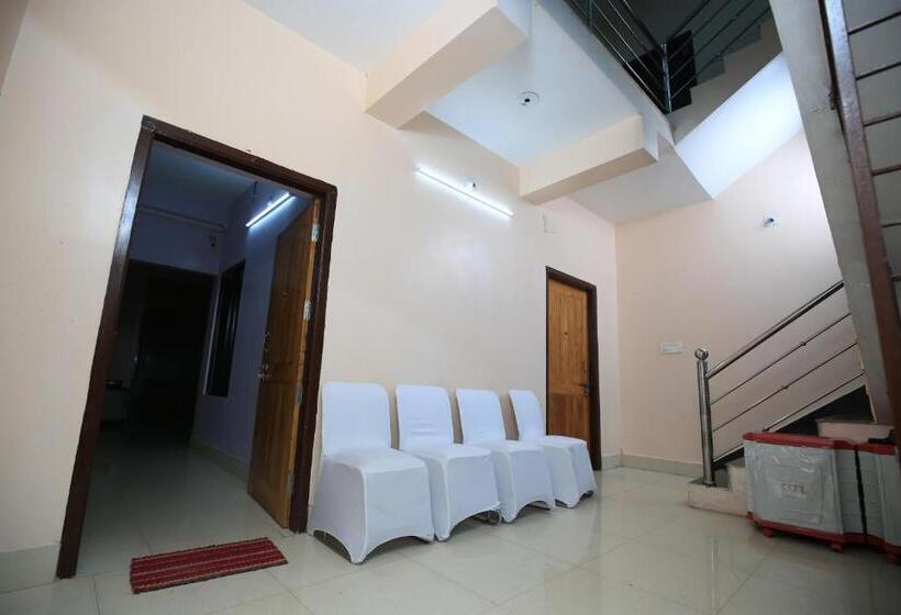 فندق Railview Inn Bhubaneswar