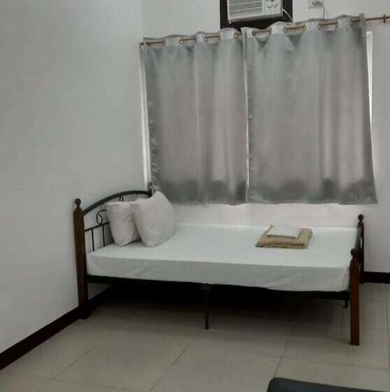 酒店 Comfy Inn Manila by OYO