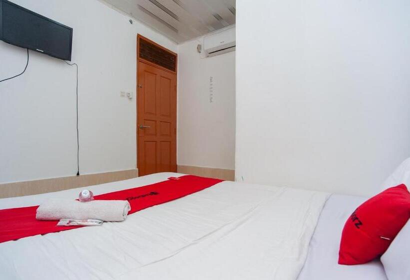 호텔 Reddoorz Syariah At Jalan Wayhitam Palembang