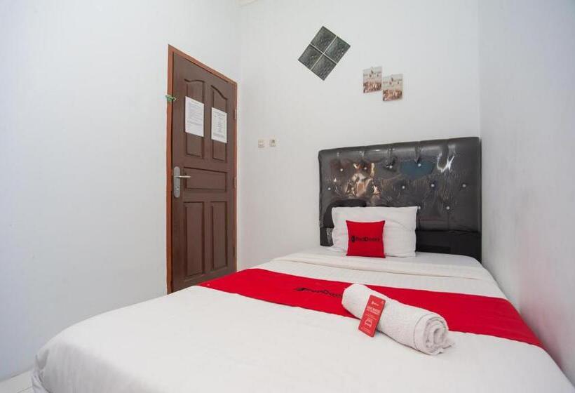 호텔 Reddoorz Syariah At Jalan Wayhitam Palembang