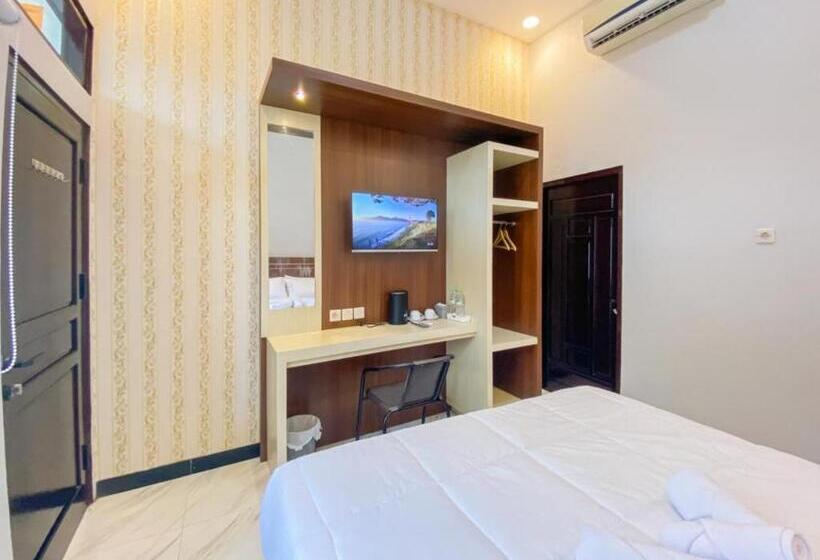 ホテル Reddoorz Plus At Orange Diponogoro Palangkaraya