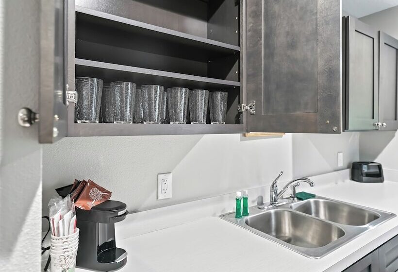 فندق على الطريق Ocala Suites