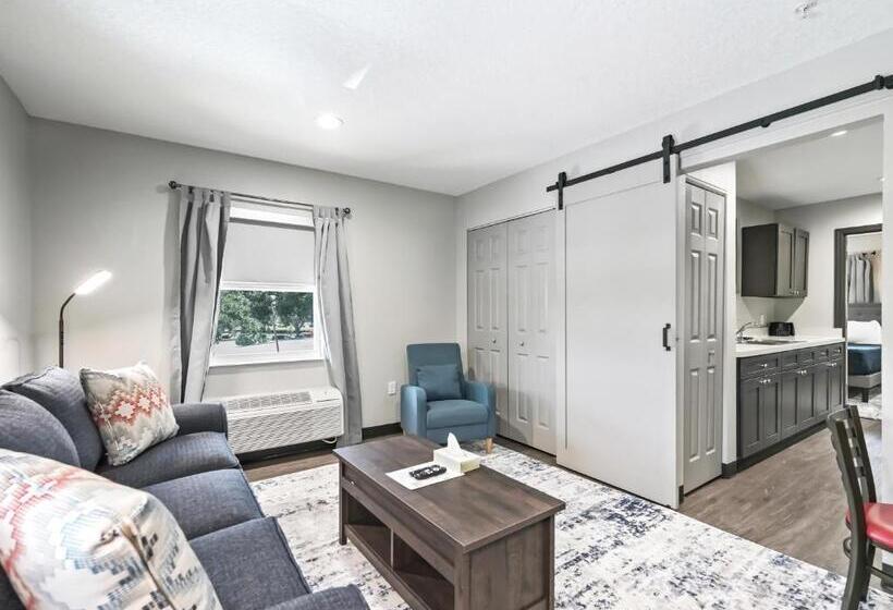 فندق على الطريق Ocala Suites