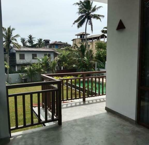 膳宿费 Beach Inns Holiday Resort   Celeste