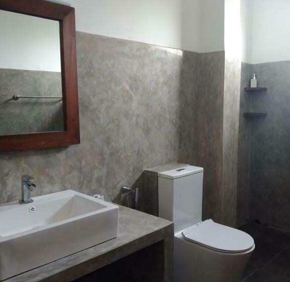 膳宿费 Beach Inns Holiday Resort   Celeste