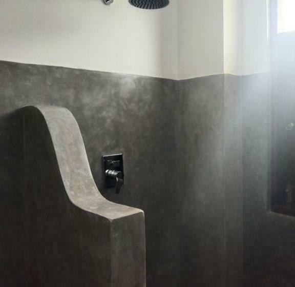 膳宿费 Beach Inns Holiday Resort   Celeste