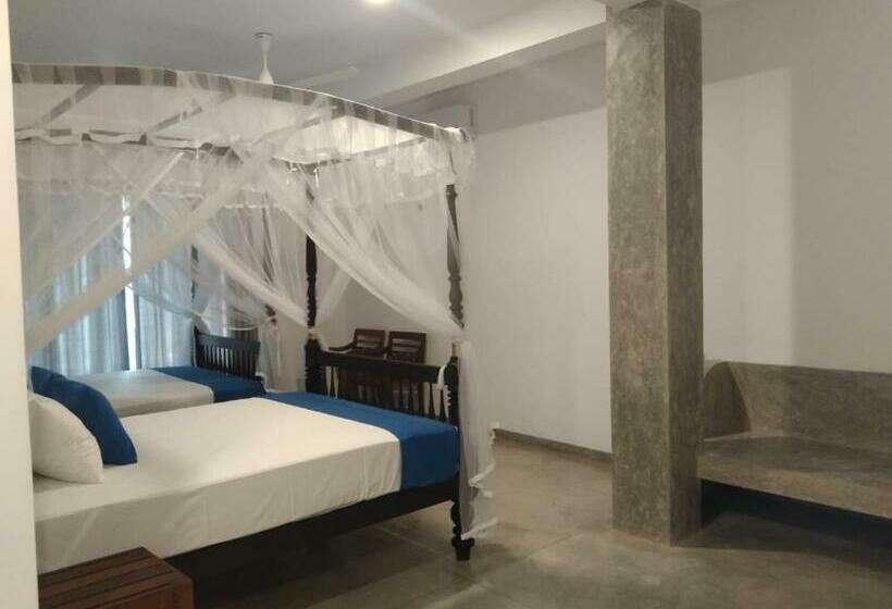 膳宿费 Beach Inns Holiday Resort   Celeste