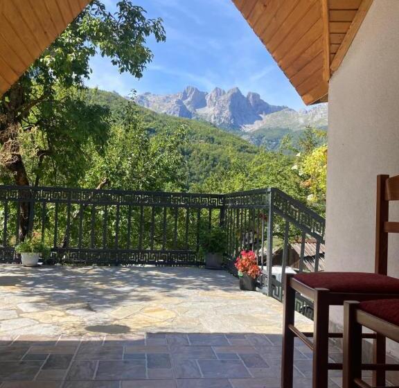 Пансион Bujtina Arturi