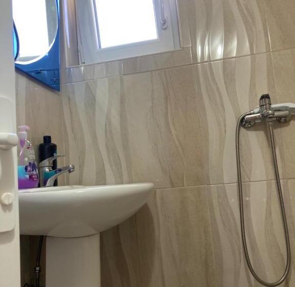 Пансион Bujtina Arturi