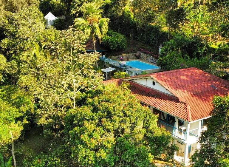 بنسيون Duck House Hostel / La Vega