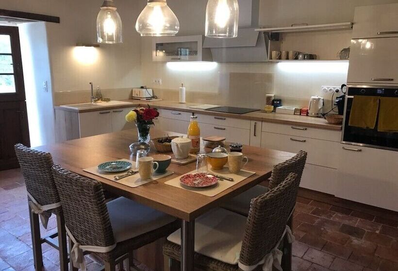 Пансион Le Plessis Aux Oiseaux