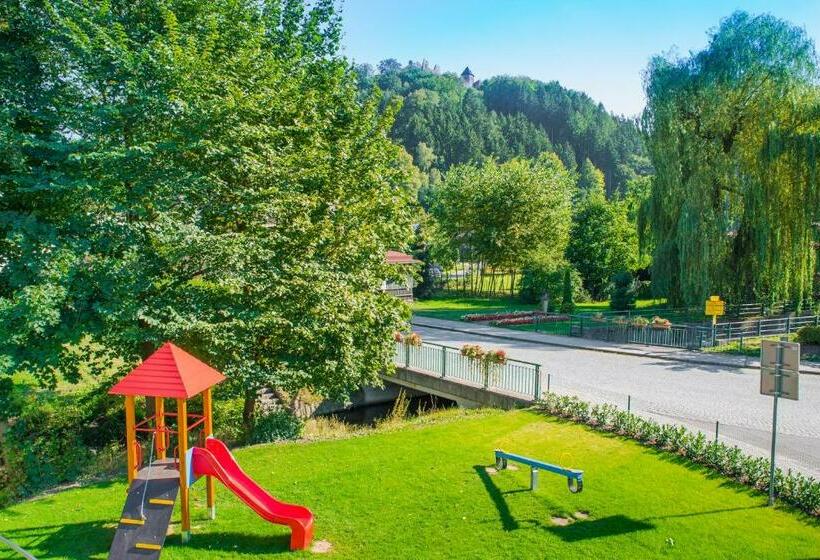 펜션 Penzion Trnka