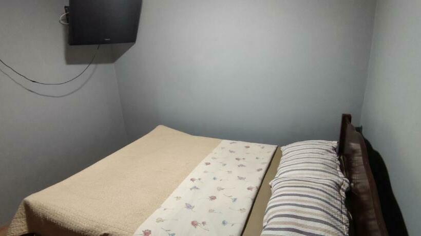 旅馆 Hostal Lucerito