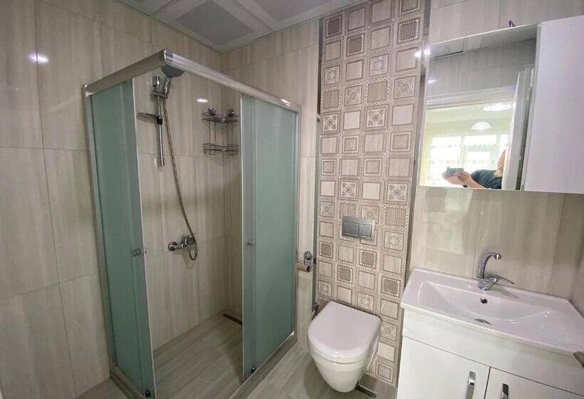 مبيت وإفطار Eren Rezidans